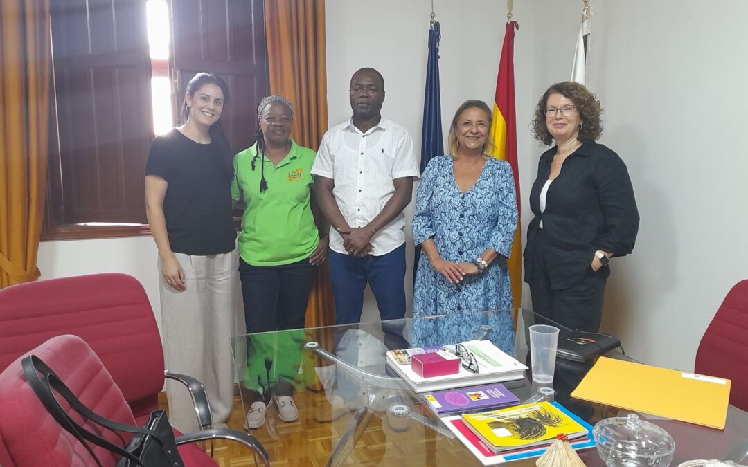 Investigadores de Santo Tomé y Príncipe visitan la ULL para avanzar en el proyecto de marcadores de agua y alimentos